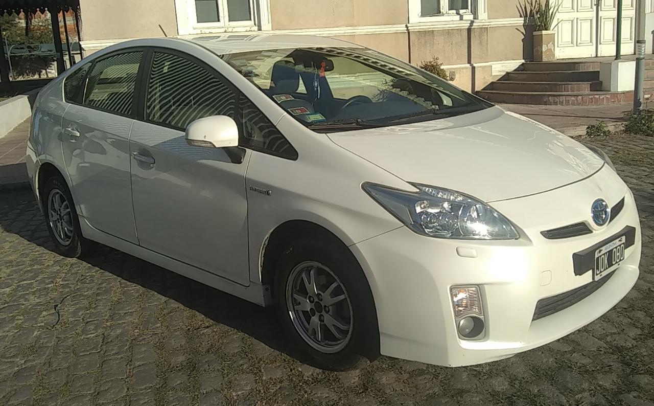 TOYOTA PRIUS 1.8 CVT(PLUG-IN HYBRID ELECTRIC VEHICLE)2011