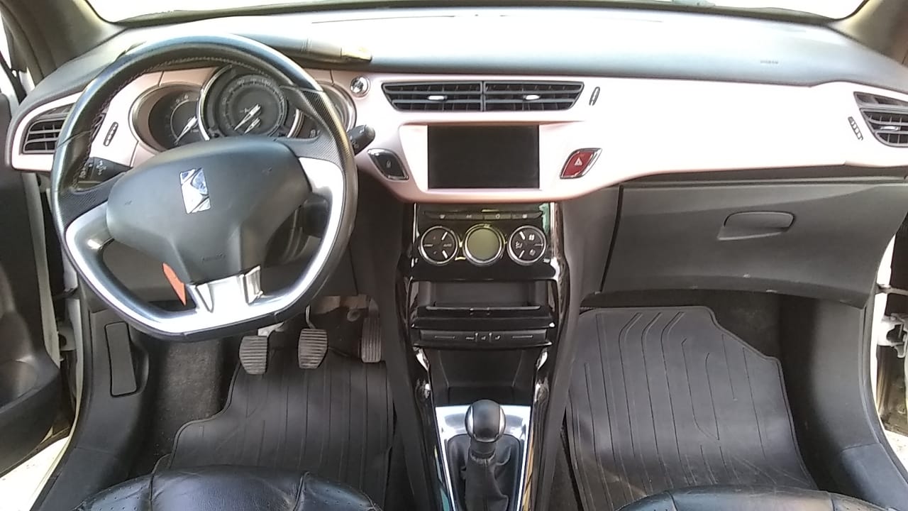 CITROEN DS 3 VTI 120 "GIVENCHY" 3PTAS 1.6 2018 - Image 4