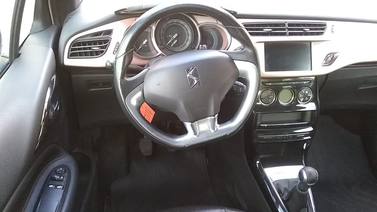 CITROEN DS 3 VTI 120 "GIVENCHY" 3PTAS 1.6 2018 - Image 10