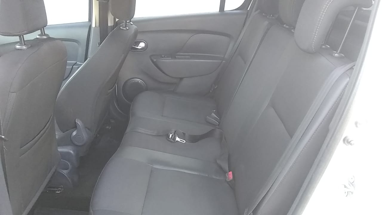 RENAULT SANDERO STEPWAY PRIVILIGE 1.6 5PTAS 2018 - Image 10