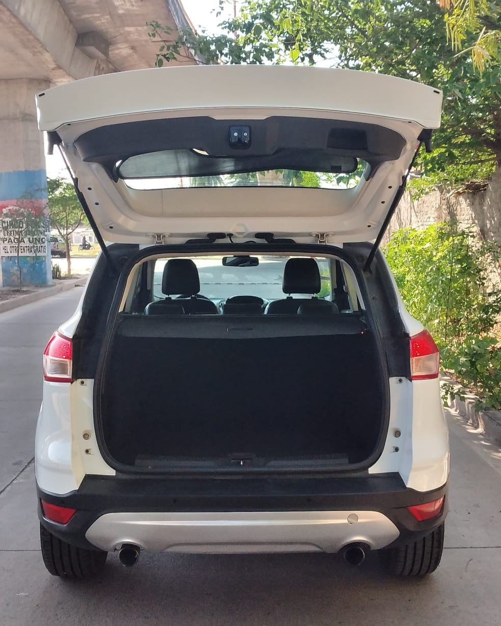 KUGA 1.6 SEL MT6 ECOBOOST AÑO 2013 - Image 6