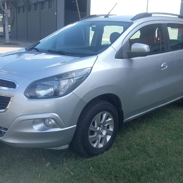 CHEVROLET SPIN LTZ 5 A M/T