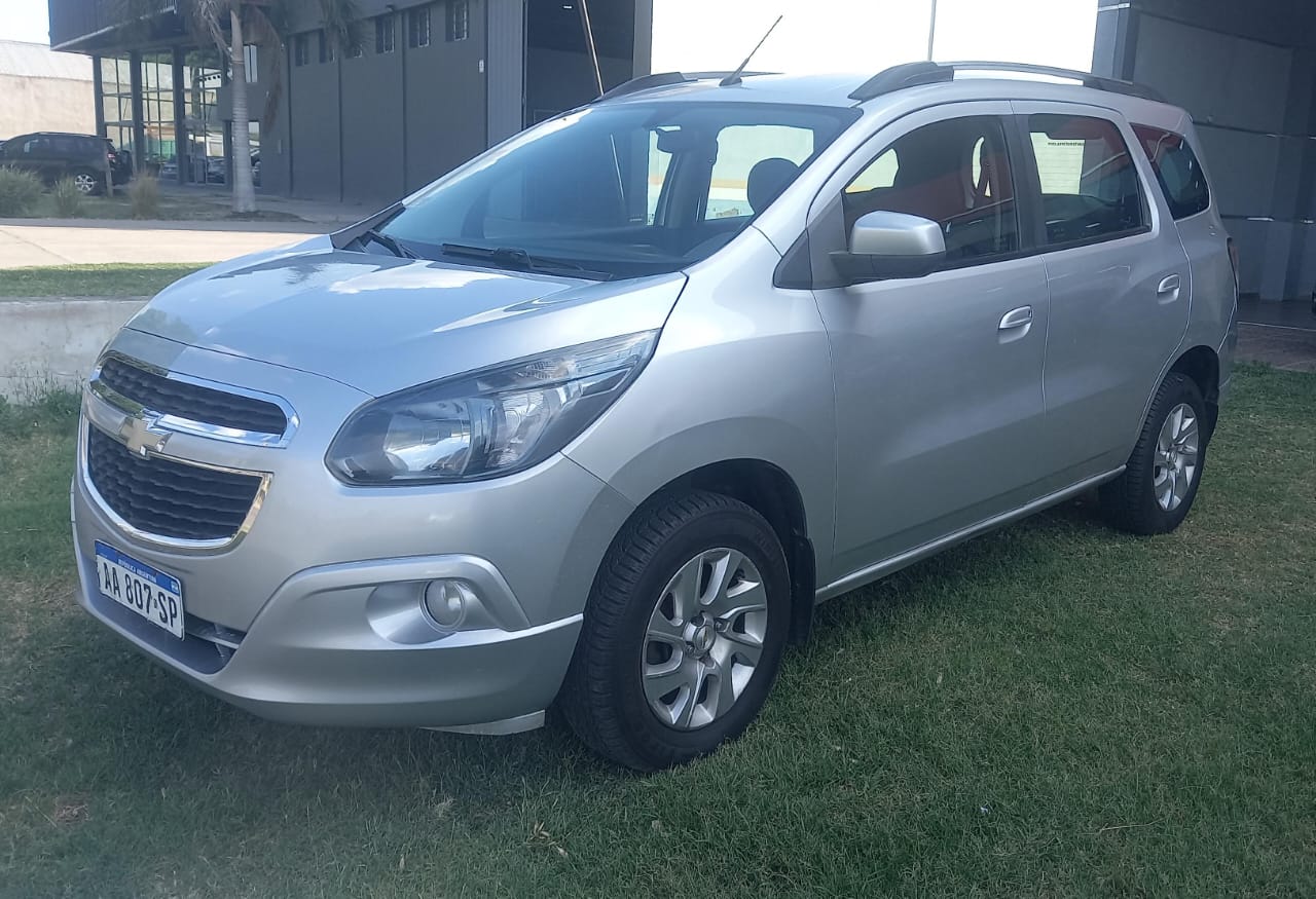 CHEVROLET SPIN LTZ 5 A M/T