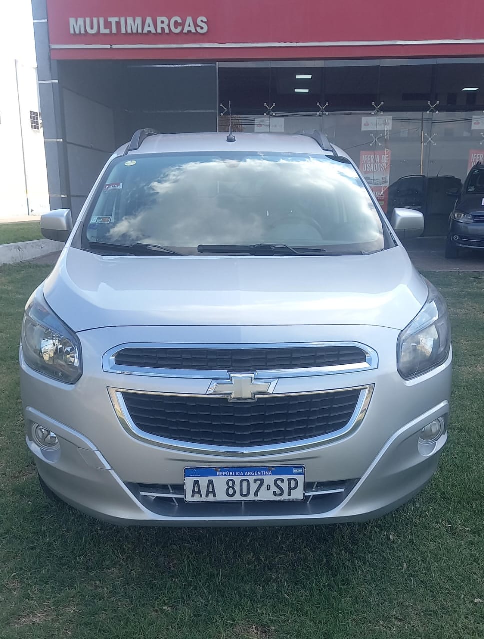 CHEVROLET SPIN LTZ 5 A M/T - Image 3