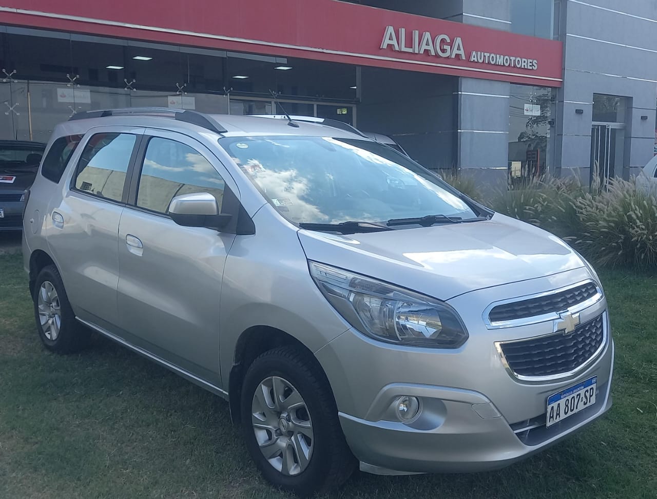 CHEVROLET SPIN LTZ 5 A M/T - Image 6
