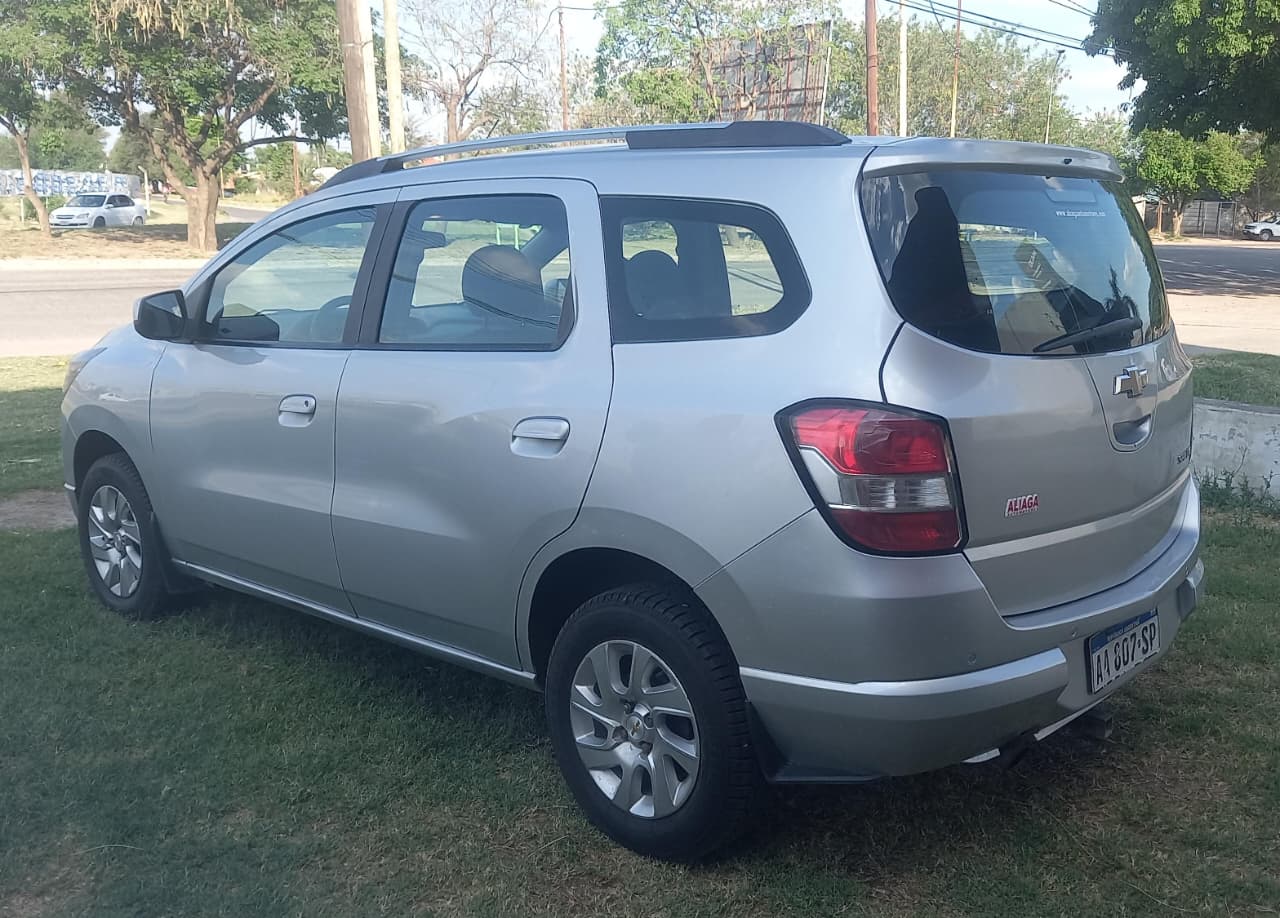 CHEVROLET SPIN LTZ 5 A M/T - Image 7