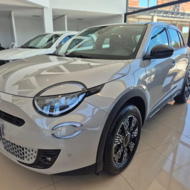 FIAT 600 HIBRIDO