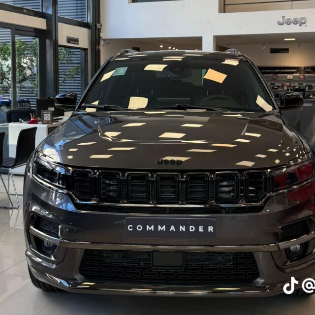 JEEP COMMANDER