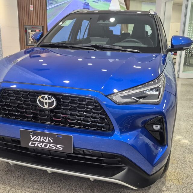YARIS CROSS